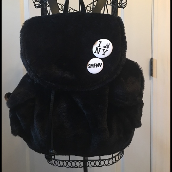 NWT Steve Madden Large Faux Fur Backpack - Picture 2 of 7